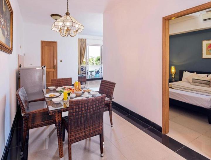Pereybere Apartment With Breakfast And Private Balcony Pereybere Beach Εξωτερικό φωτογραφία