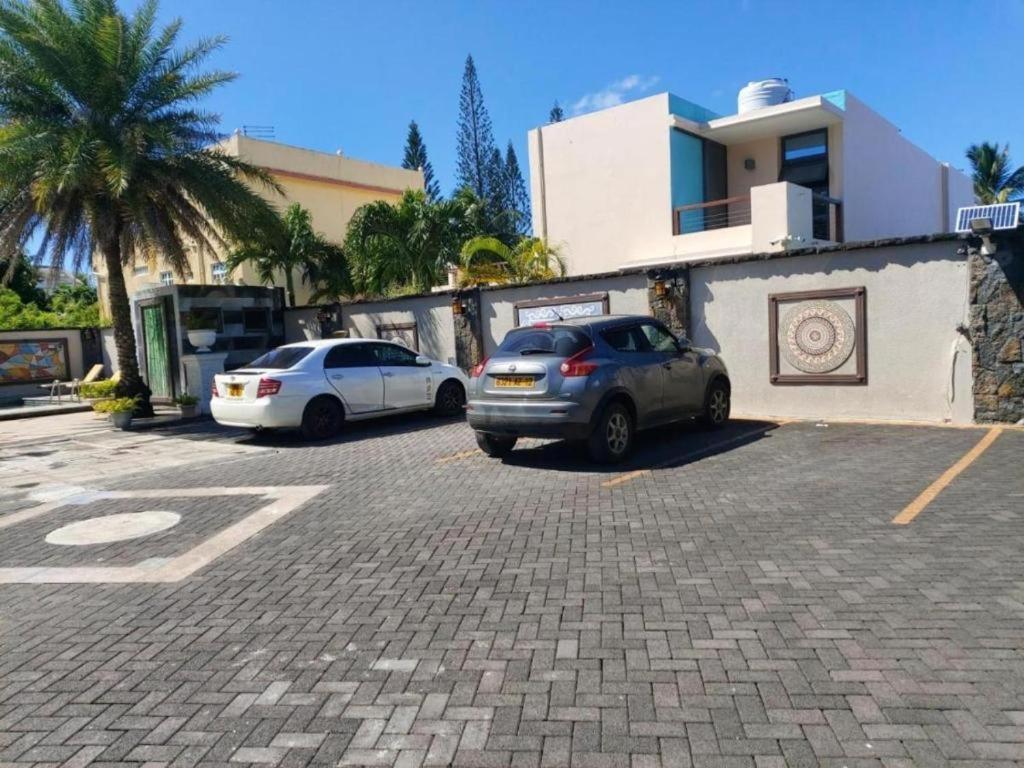 Pereybere Apartment With Breakfast And Private Balcony Pereybere Beach Εξωτερικό φωτογραφία